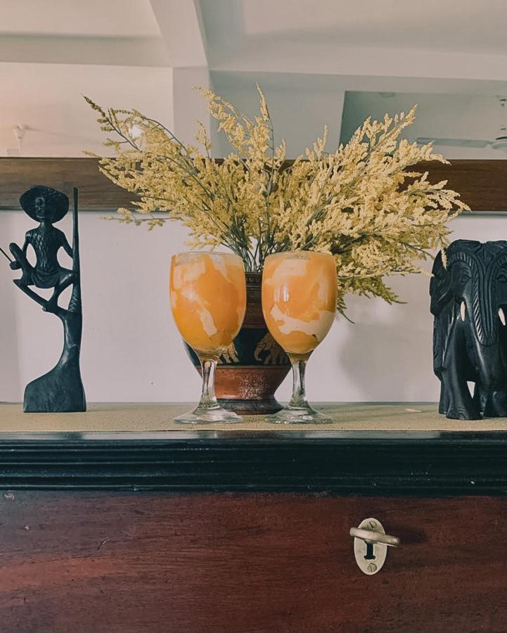 The Tide'S Tale Hotel Galle Bagian luar foto